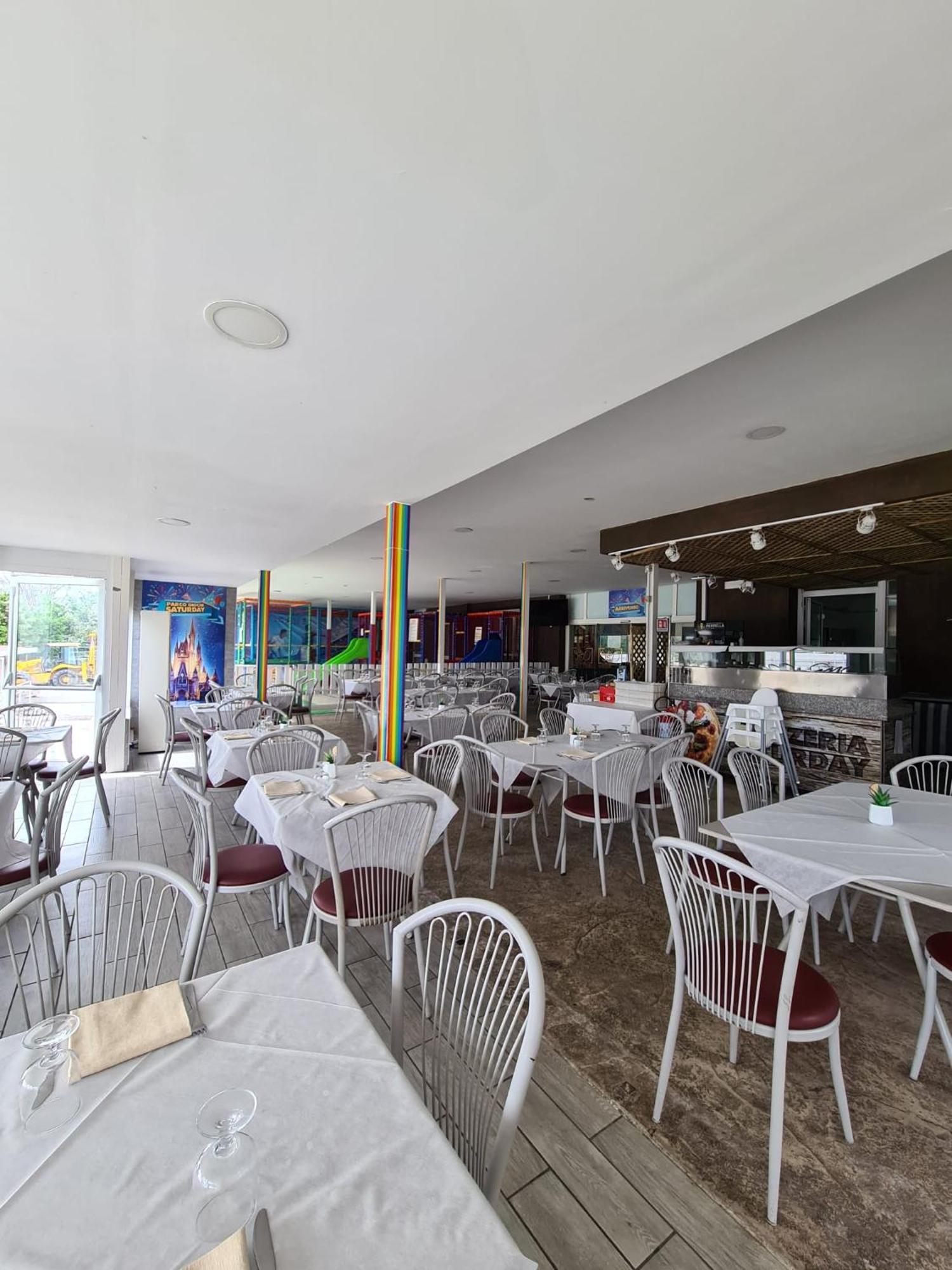Hotel Saturday Palma Campania Ngoại thất bức ảnh